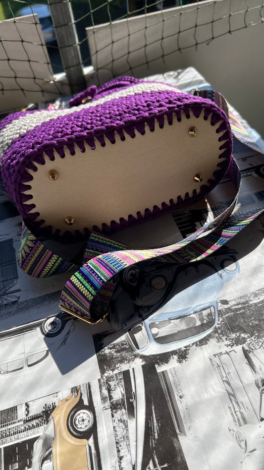 👜 Handgehäkelte Tasche mit Kunstlederboden