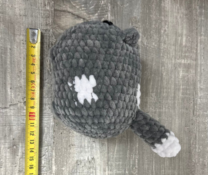 🐾 Kuschelkatze “Chamia” – dein kleiner Glücksbringer