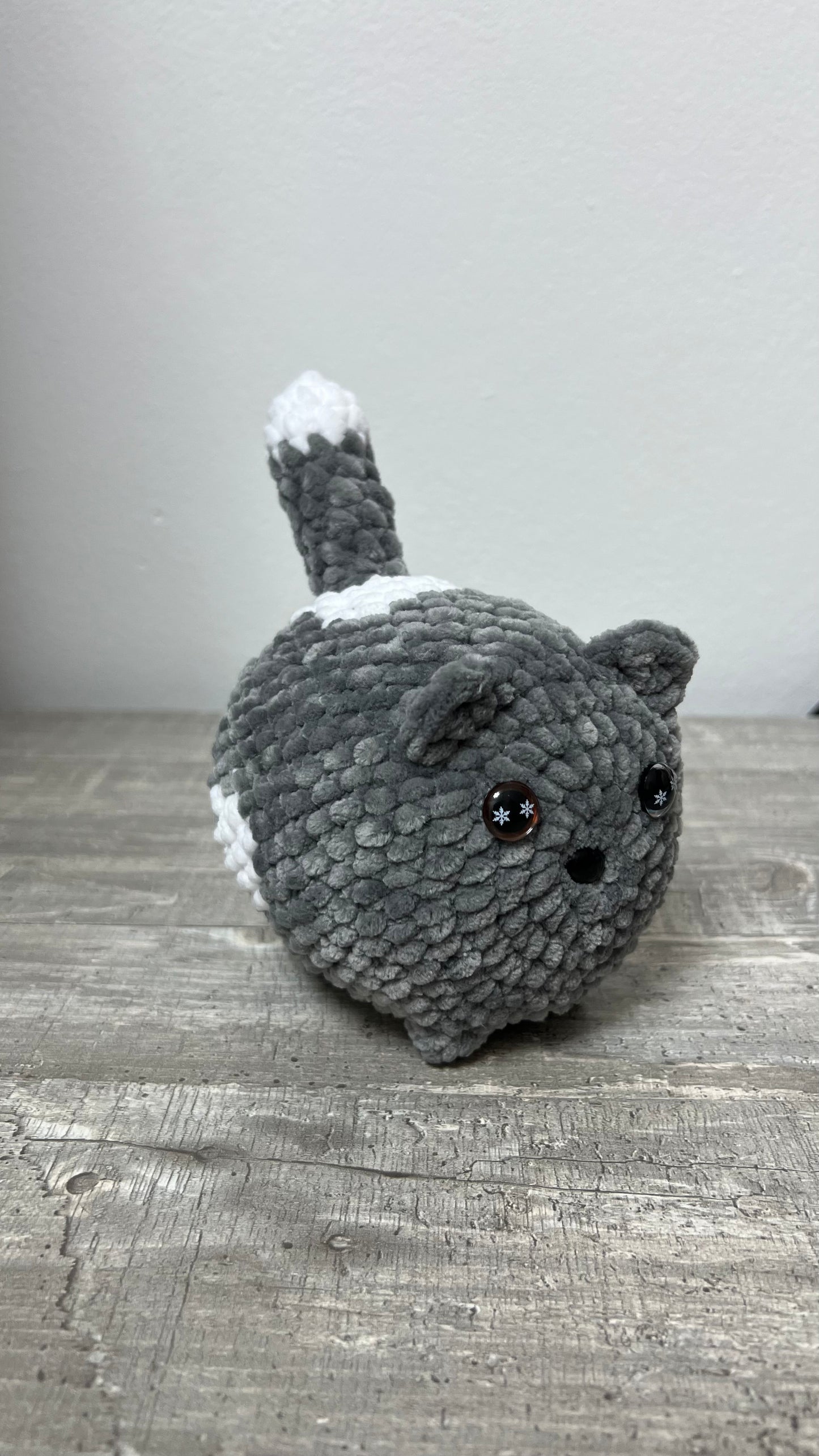 🐾 Kuschelkatze “Chamia” – dein kleiner Glücksbringer