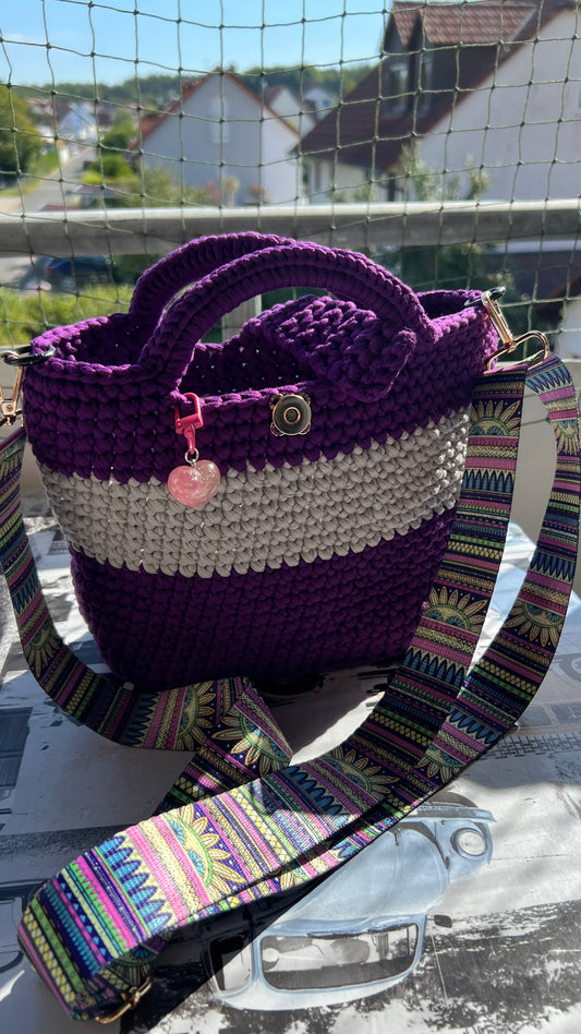 👜 Handgehäkelte Tasche mit Kunstlederboden